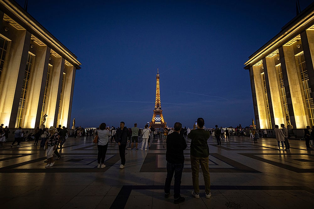 2024 Paris Olympic Rings On Eiffel Tower photo_5