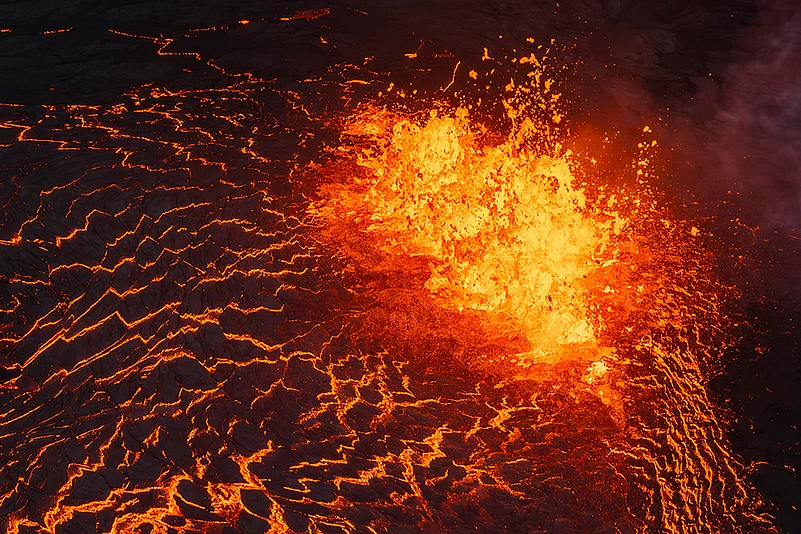 Grindavik volcano eruption photo_3