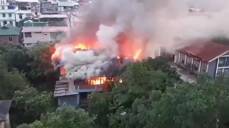 Major Fire Breaks Out Near Manipur CM Biren Singh's Bungalow | - X Screengrab