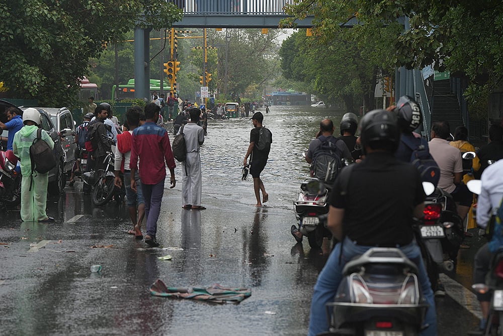 Aftermath Heavy Rains in Delhi photo_12