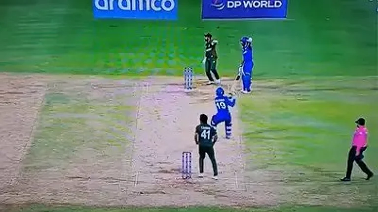 Rashid Khan throws his bat at Karim Janat during the Afghanistan vs Bangladesh, ICC T20 World Cup 2024 match in Saint Vincent. - Screengrab