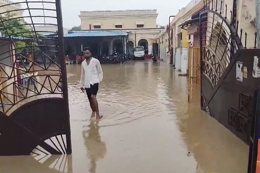 Ayodhya Waterlogging due to Rains photo_2
