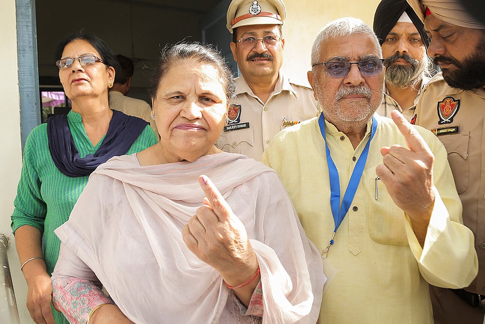 2024 LS Polls Last Phase Voting photo_15