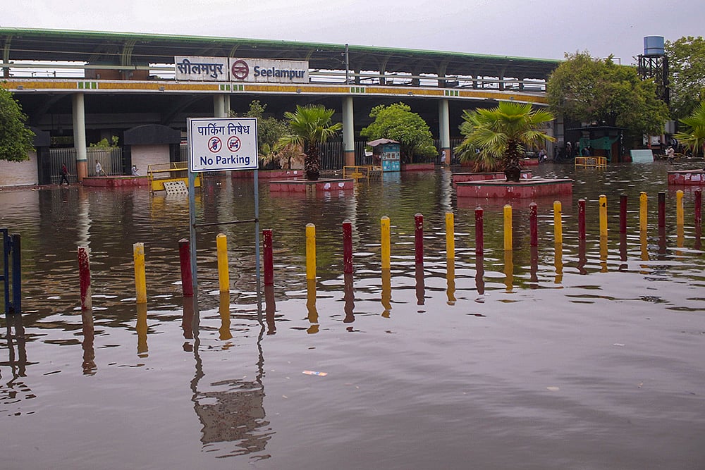 Aftermath Heavy Rains in Delhi photo_5
