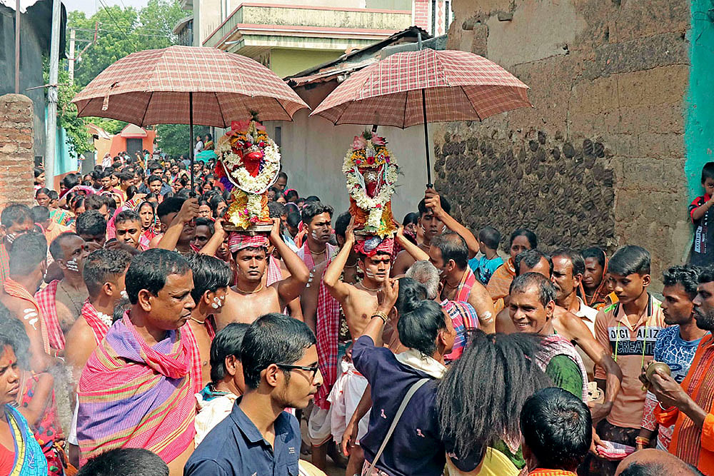 Ganga Dashahara procession