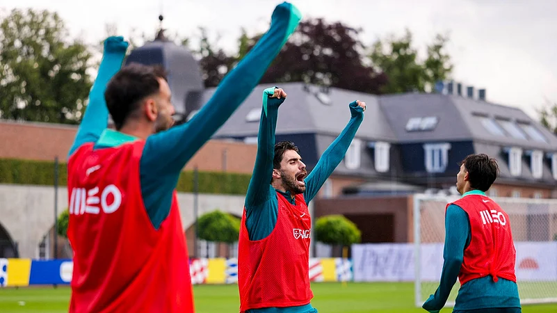 portugal football team in practise X @selecaoportugal