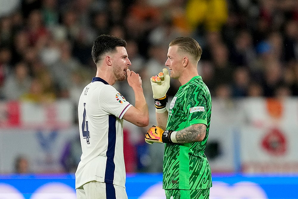 Euro 2024 Soccer Serbia England photos_5