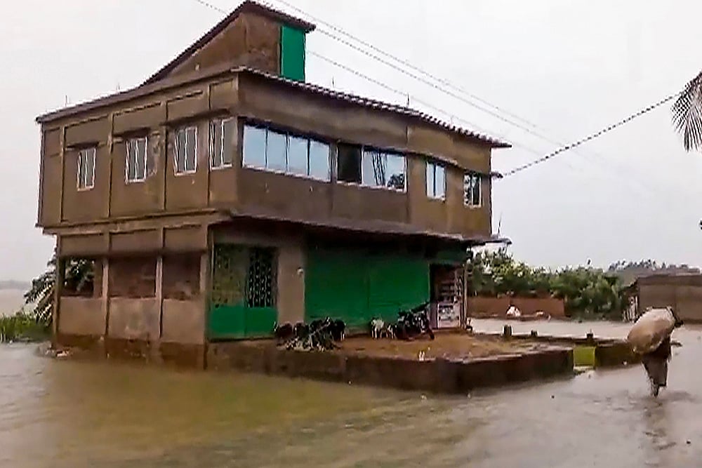 Floods in Assam due to rain_7