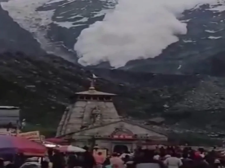 Avalanche Hits Gandhi Sarovar On Hills Behind Kedarnath Temple | - PTI Screengrab