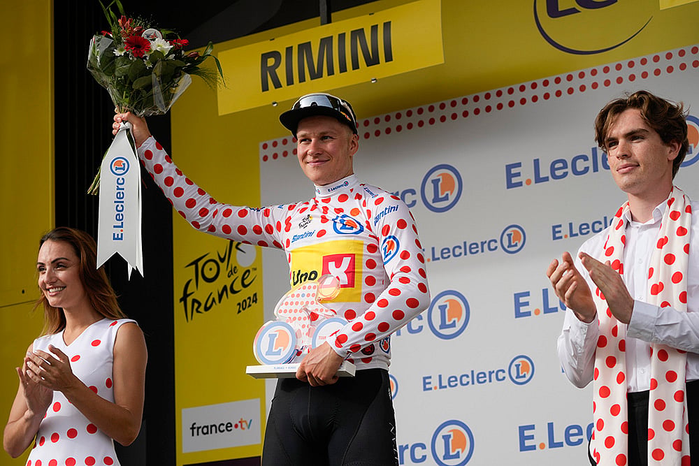 2024 Cycling Tour de France stage 1 photo_2