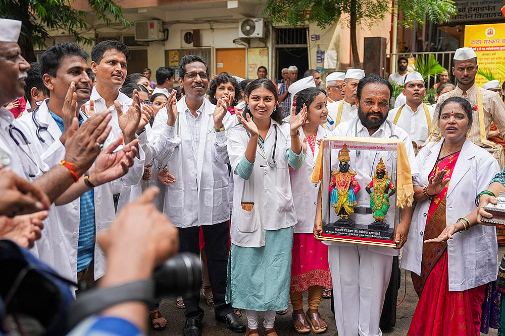 Dindi procession in Mumbai