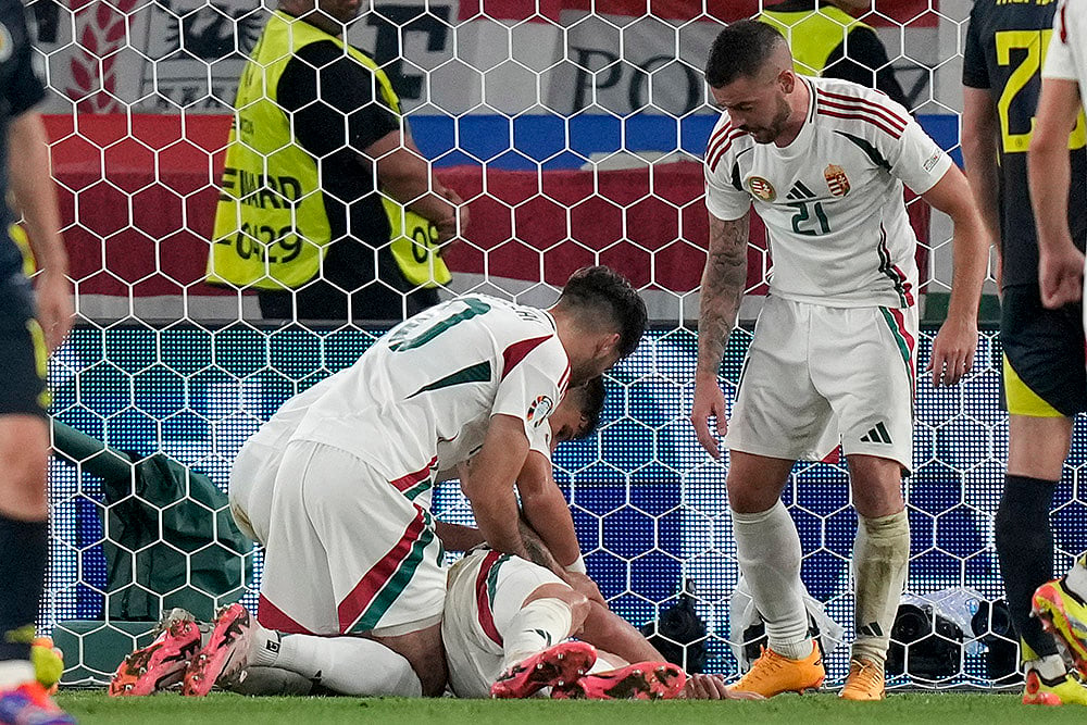 Euro 2024 Hungarys Barnabas Varga injured photos_4