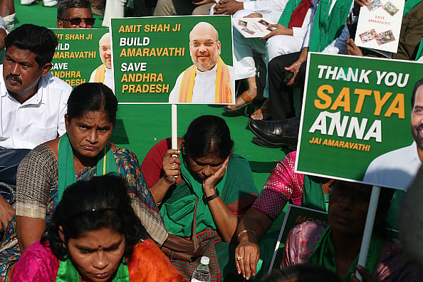 (Photo by Salman Ali via Getty Images) : Farmers from Andra Pradesh gathered to protest at Jantar Mantar to ask support from the Government of India, on December 17, 2022 in New Delhi, India. 