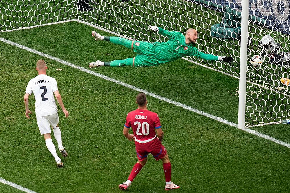 Euro 2024 Soccer Slovenia Serbia photos_6