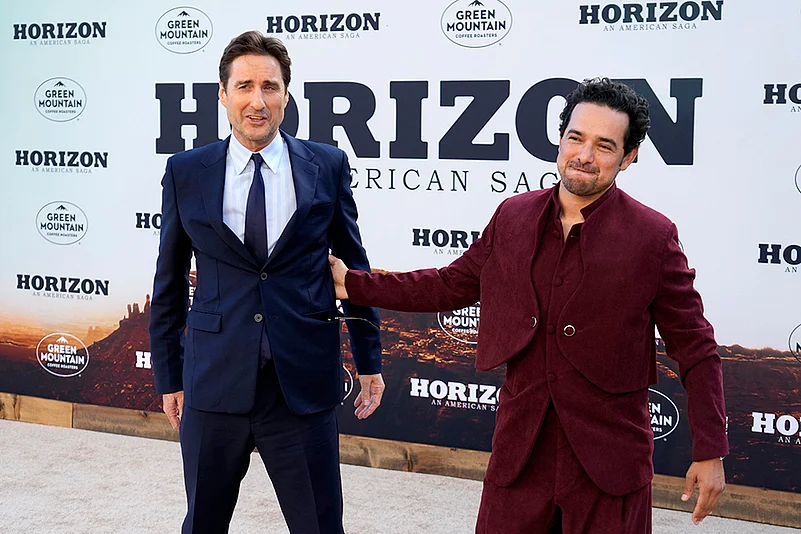 Los Angeles Premiere of Horizon: An American Saga Photo_3
