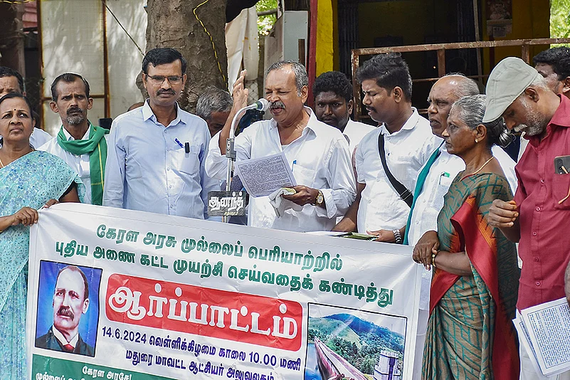 Madurai frmers protest over new Mullaperiyar dam