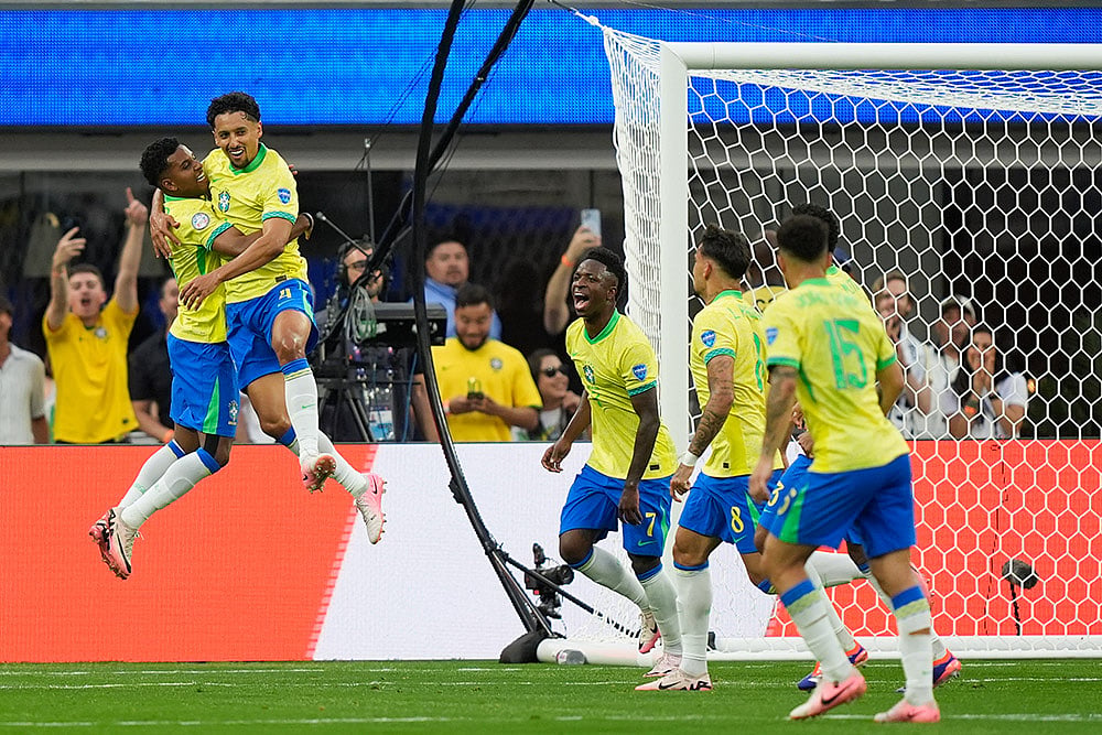 Photo: AP/Ryan Sun : Copa America Soccer Brazil vs Costa Rica