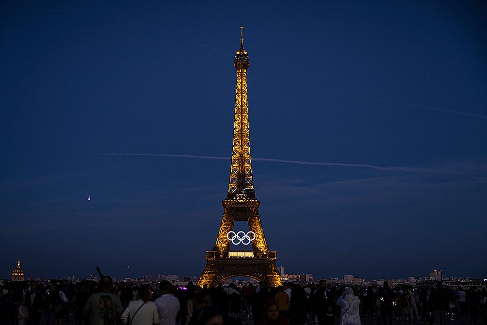2024 Paris Olympic Rings On Eiffel Tower photo_4