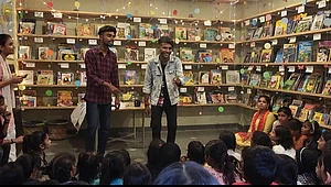 Navya Asopa : Vaastav Ek7’s Sumit and Sahil (left to right) perform their first rap song, ‘Shuruaat’ for an excited young audience that cannot help but sing along