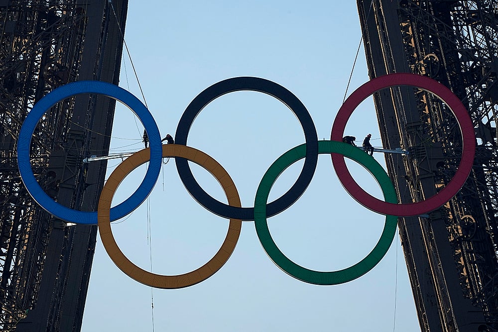 2024 Paris Olympic Rings On Eiffel Tower photo_8