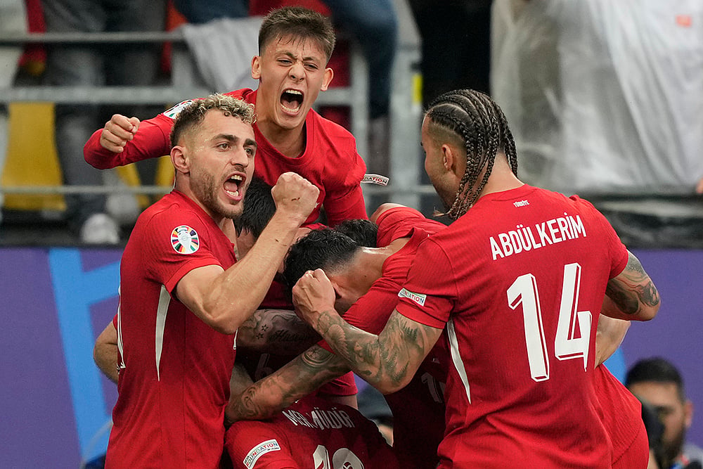 Euro 2024 Soccer Turkey Georgia Photos_7