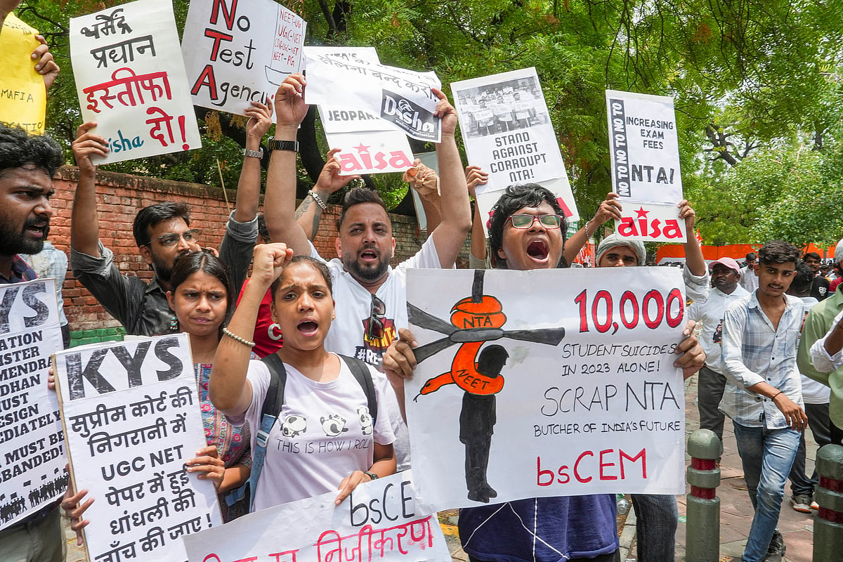 IYC members protesting at Jantar Mantar |  - PTI