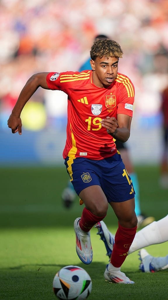 ESP's Lamine Yamal in action against CRO at Euros. - AP/Ebrahim Noroozi