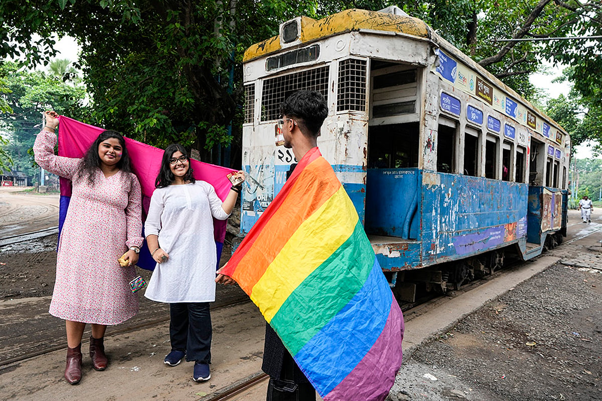 LGBTQ community pride walk in Kolkata