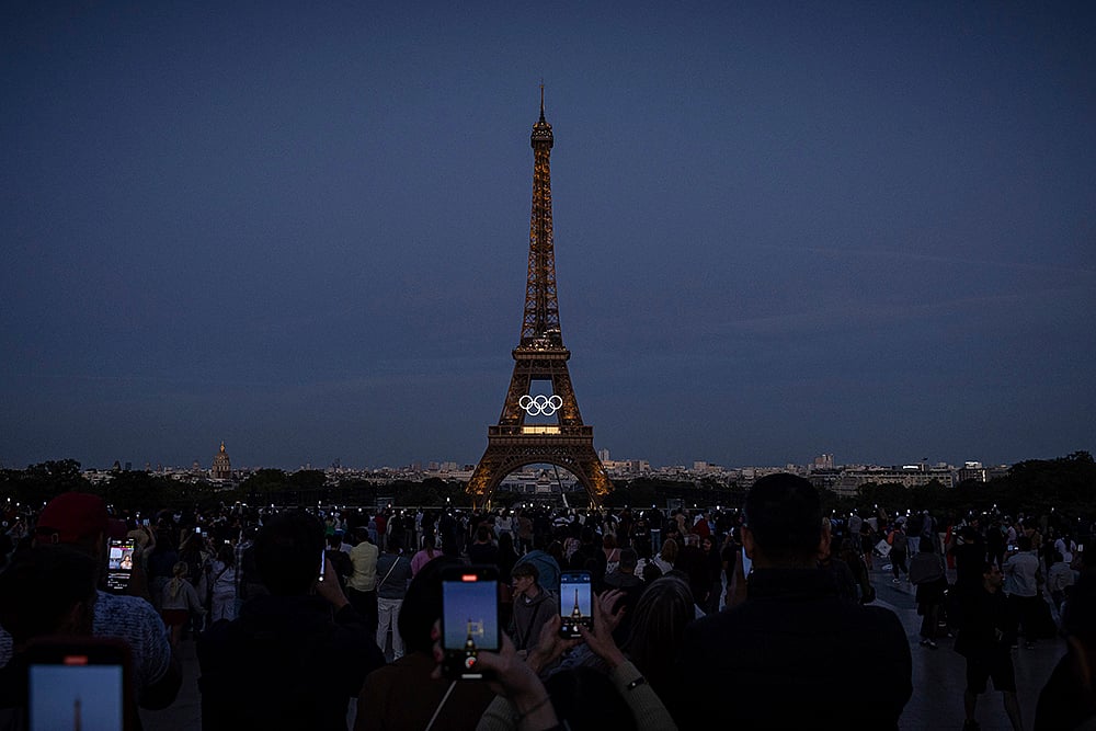 2024 Paris Olympic Rings On Eiffel Tower photo_2