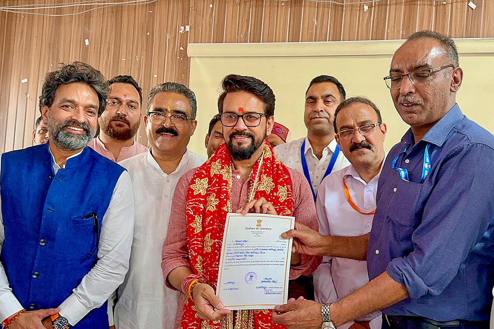 Anurag Thakur receives certificate