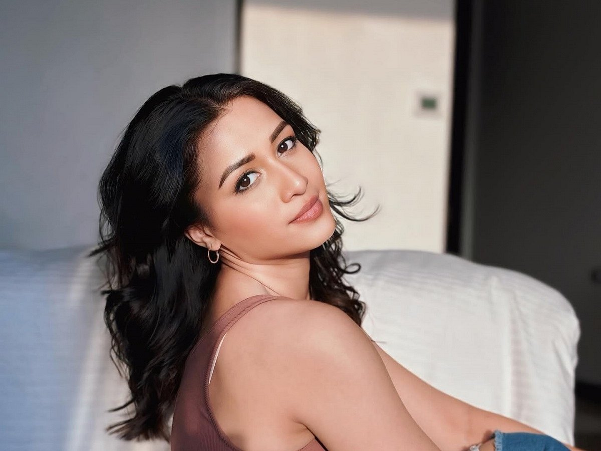 Aayushi Bhave