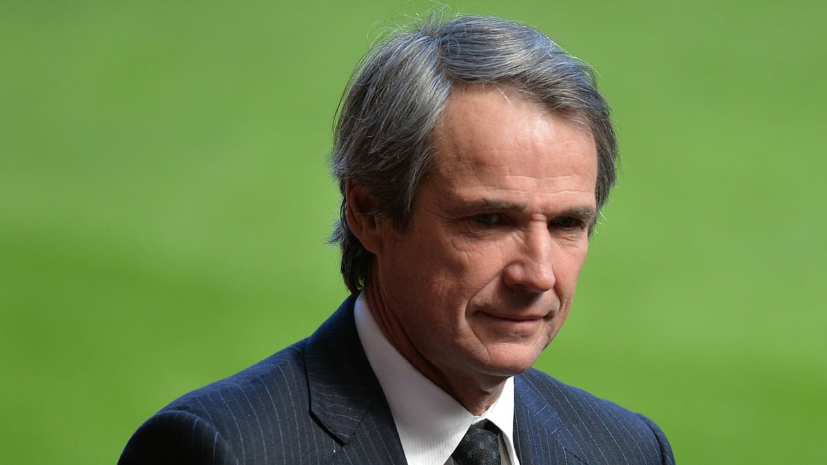 Alan Hansen has been hospitalised