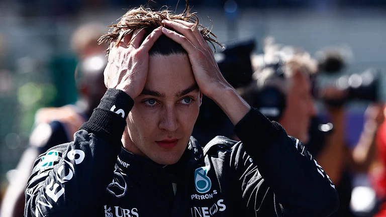 Mercedes' George Russell - null