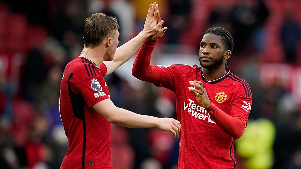 | Photo: AP/Dave Thompson : Manchester United take on Real Betis in their pre-season tour.
