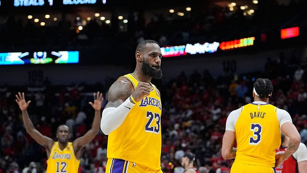 Photo: AP/Gerald Herbert : NBA: Los Angeles Lakers vs New Orleans Pelicans