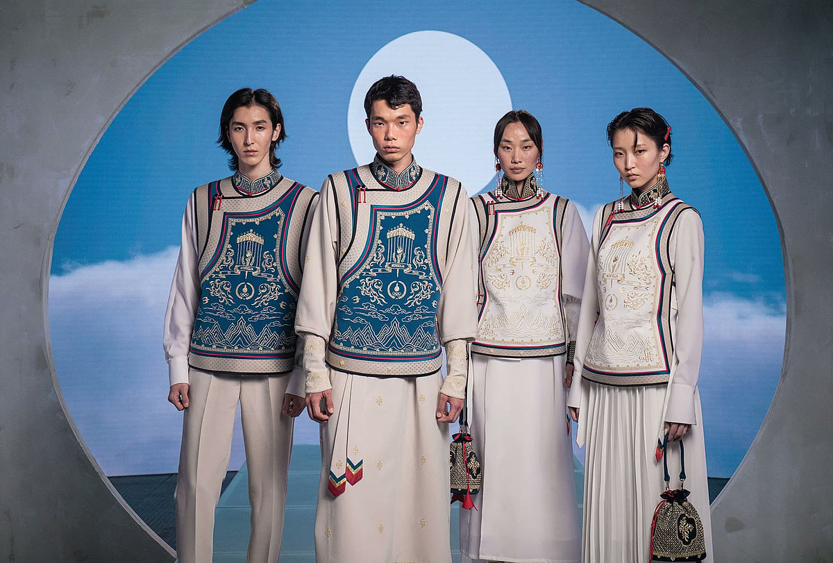 Michel & Amazonka For Mongolia