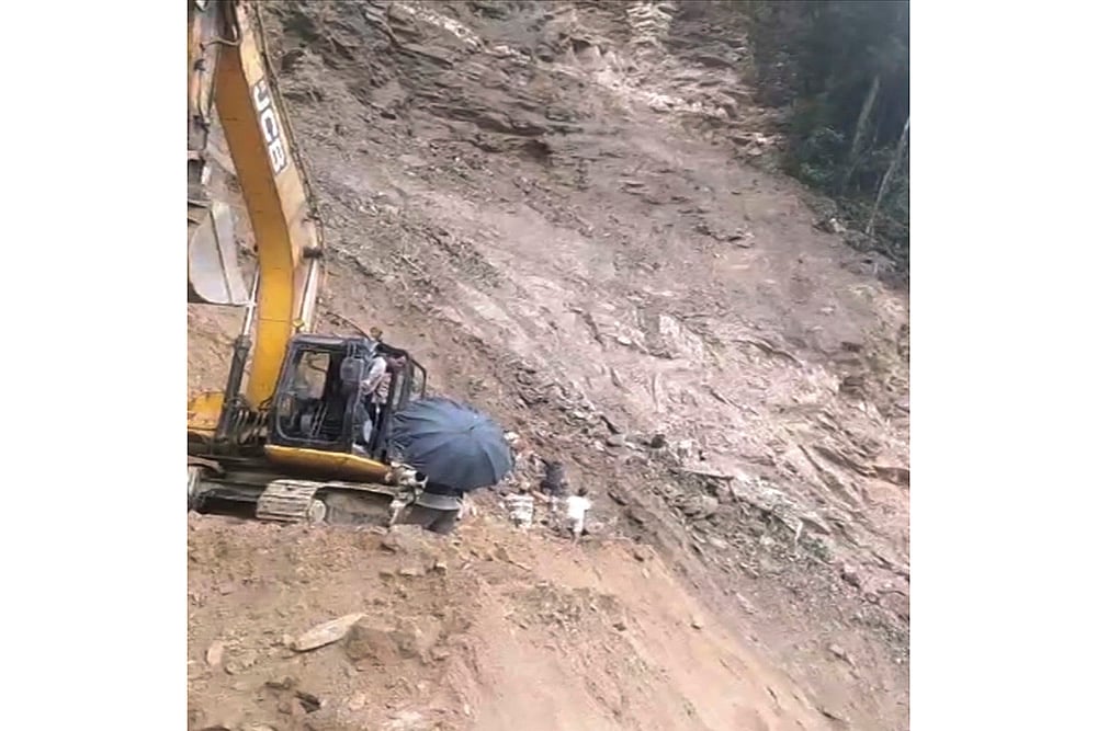 Landslides in Arunachals Bhalukpong-Tawang road 