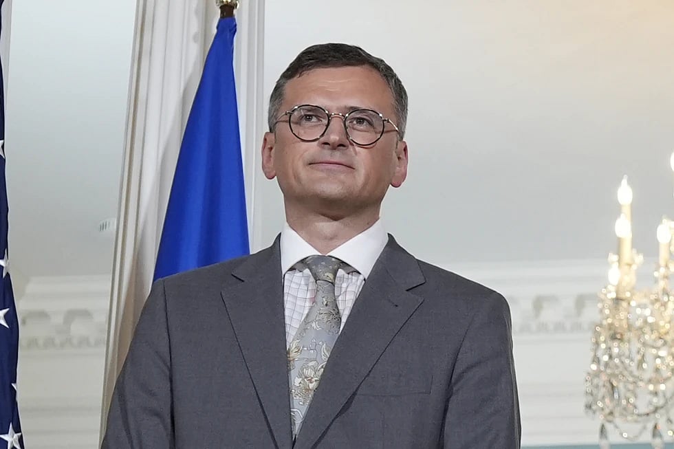 AP : Ukrainian Foreign Minister Dmytro Kuleba |