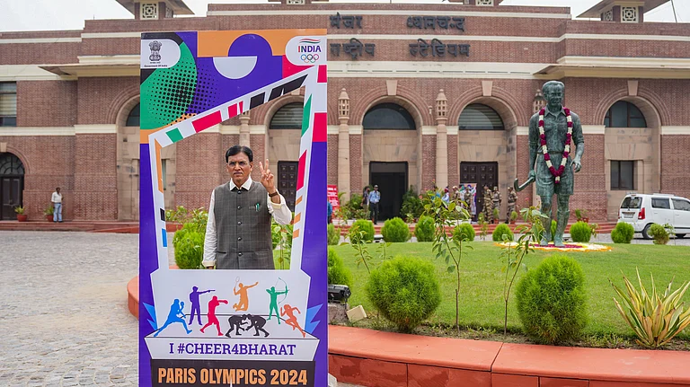 New Delhi: Union Minister of Youth Affairs and Sports Mansukh Mandaviya poses at a photo booth at Major Dhyan Chand National Stadium before a panel discussion on India's preparations for Paris Olympics and Paralympics, in New Delhi, Friday, July 19, 2024.
- PTI/Ravi Choudhary