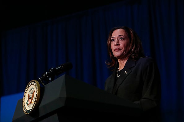 Getty Images : US Vice President Kamala Harris makes remarks before a moderated conversation with former Trump administration national security official Olivia Troye and former Republican voter Amanda Stratton on July 17, 2024 in Kalamazoo, Michigan. 