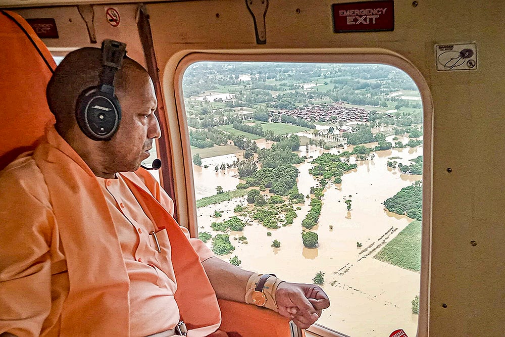 UP CM conducts an aerial inspection of flood in Pilibhit 