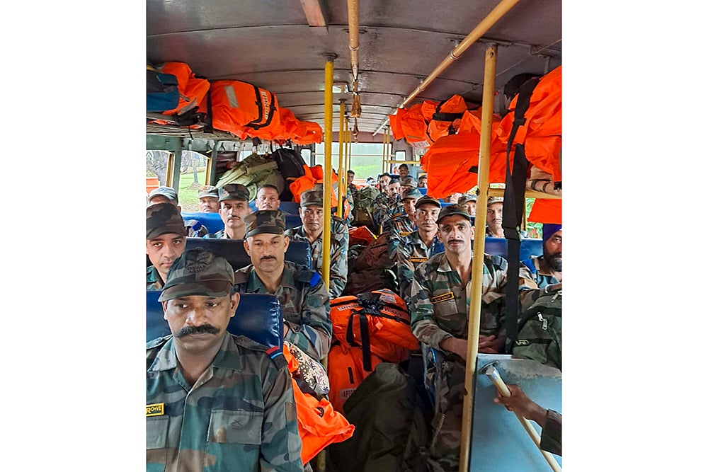 Army deployment in Wayanad after Huge Landslide