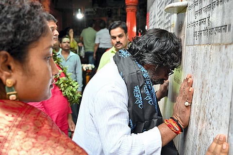 Hemant Soren at Kaal Bhairav ​​Temple