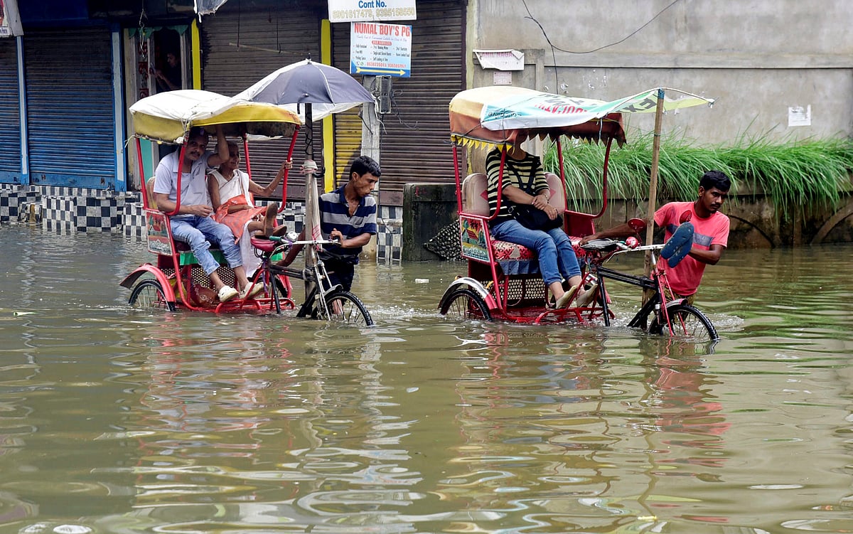 PTI : Rain causes waterlogging in Guwahati, Assam