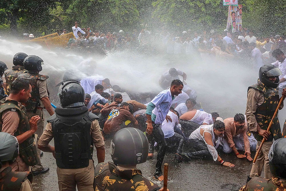 NSUI protest