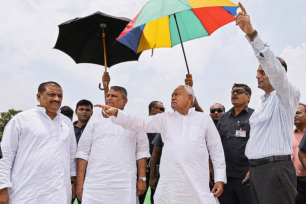 Bihar CM Nitish Kumar inspects at Bakhtiyarpur Ganga Ghat project
