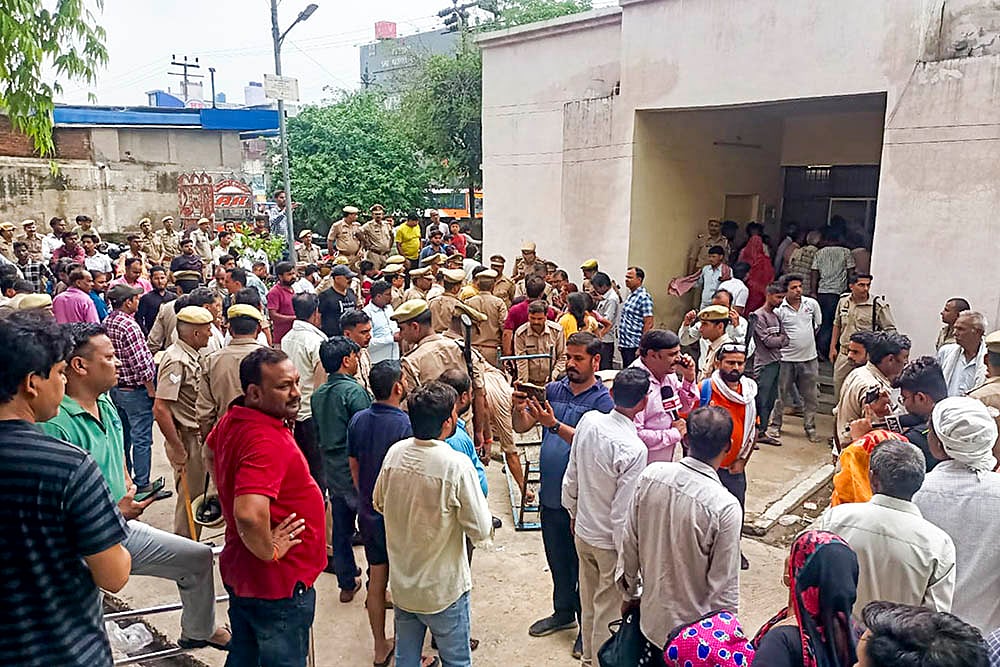 Hathras religious gathering Stampede photos_4