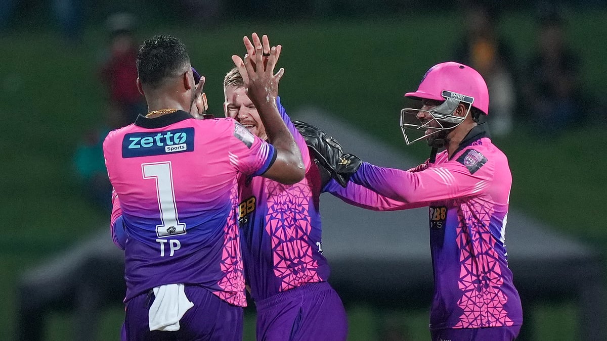 Colombo Strikers : Colombo Strikers Vs. Kandy Falcons