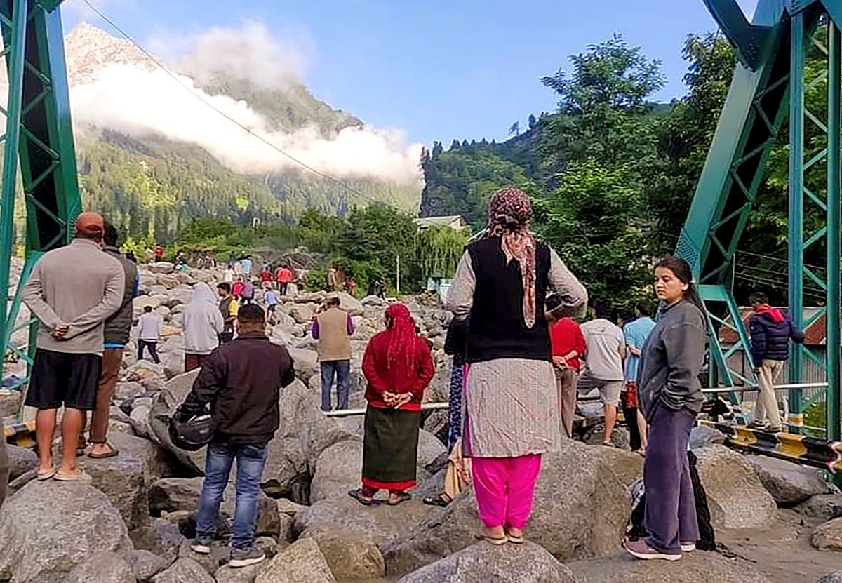 Cloudbust Manali