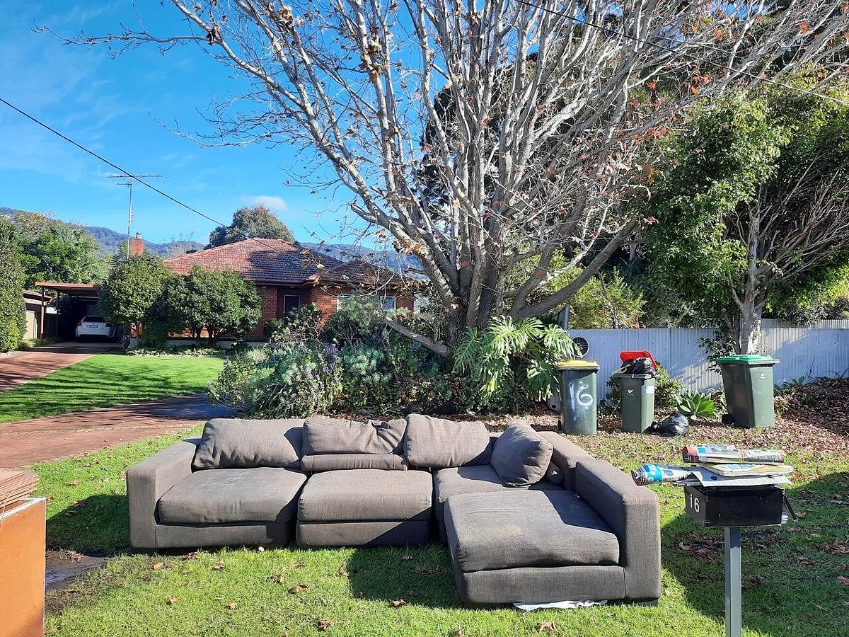 Zaina/Outlook : The result of hoarding: couches for all seasons